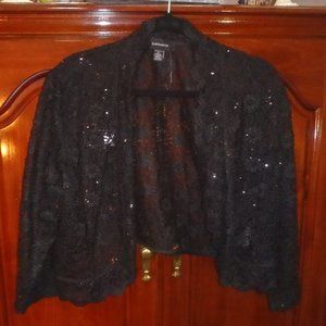 R & M RICHARDS BLACK SEQUIN LACE SHRUG SIZE XL